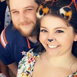 Meet your Posher, April